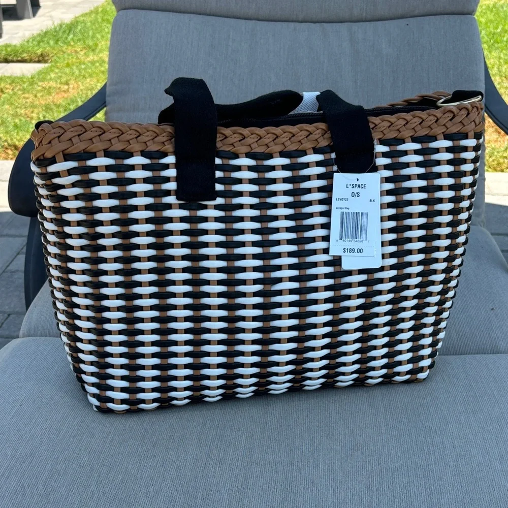 NWT- L*Space Voyager Bag/Cooler Tote